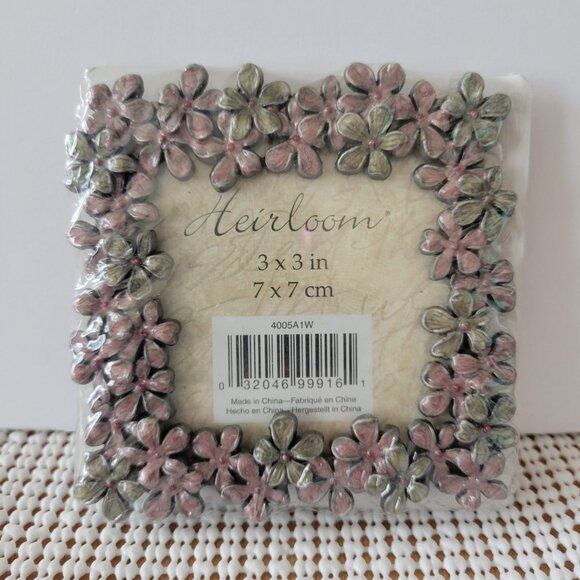 Heirloom Flowers Picture Frame Pink & Green Enamel Metal 3x3” - Picture 2 of 3